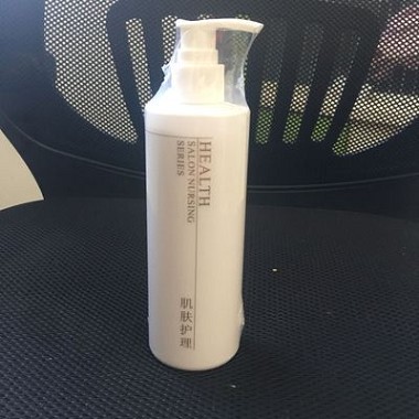 圣雅莉思 新水分缘洁面乳480ml